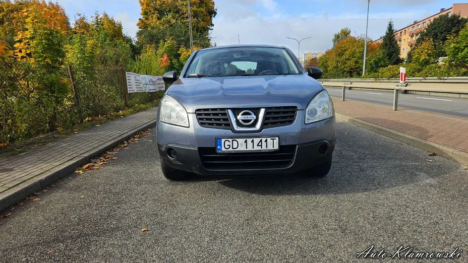 NISSAN Qashqai -