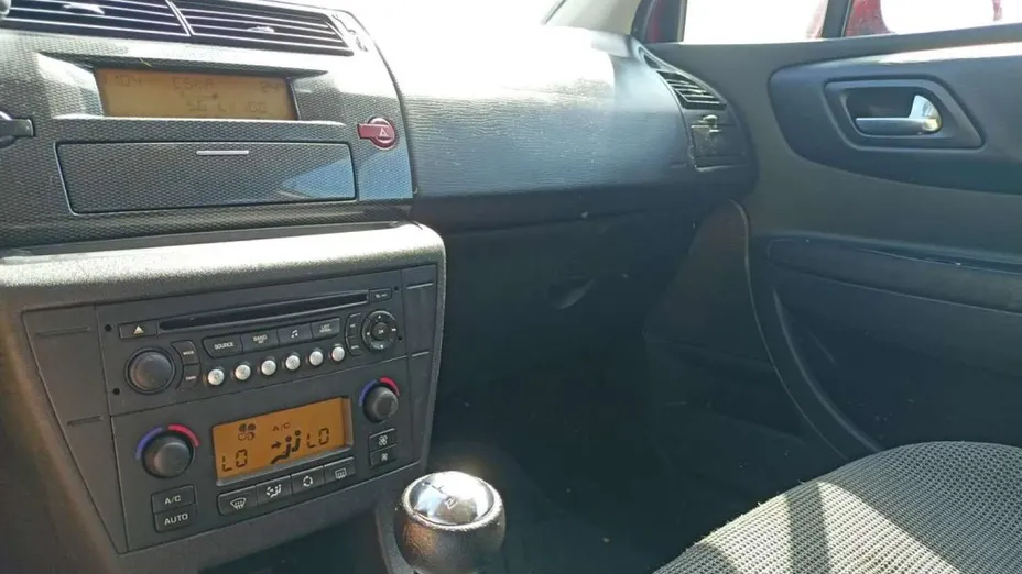 CITROEN C4 -