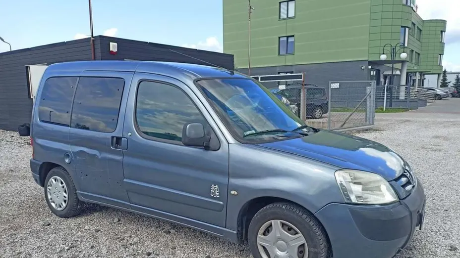 PEUGEOT Partner -