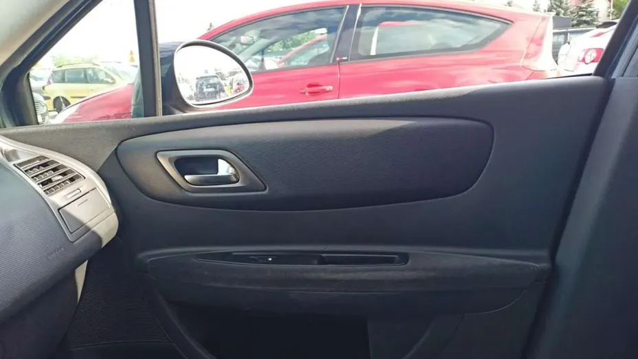 CITROEN C4 -