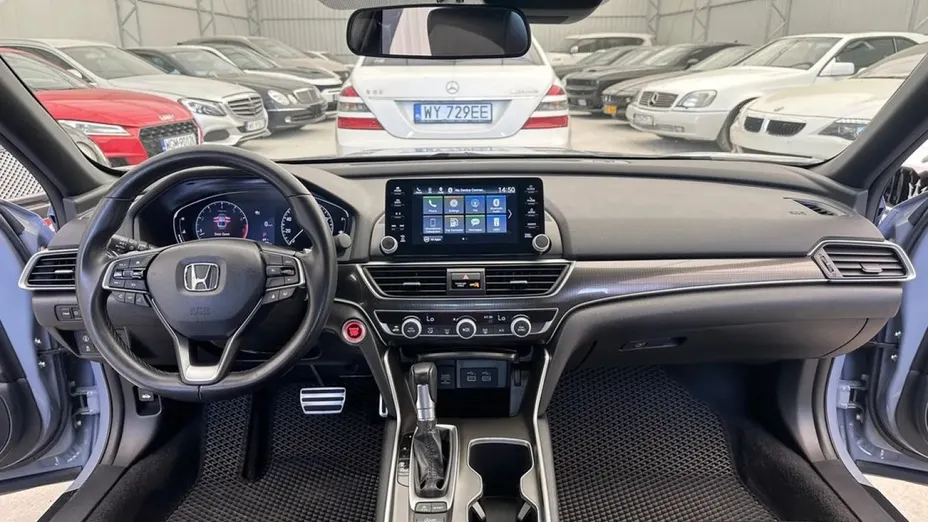 HONDA Accord -