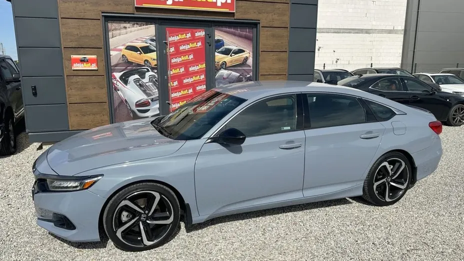 HONDA Accord -