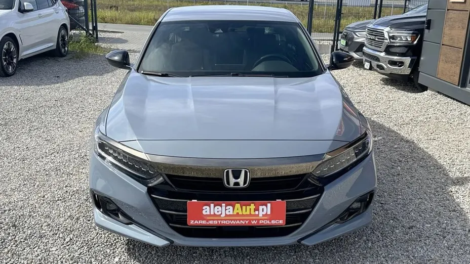 HONDA Accord -