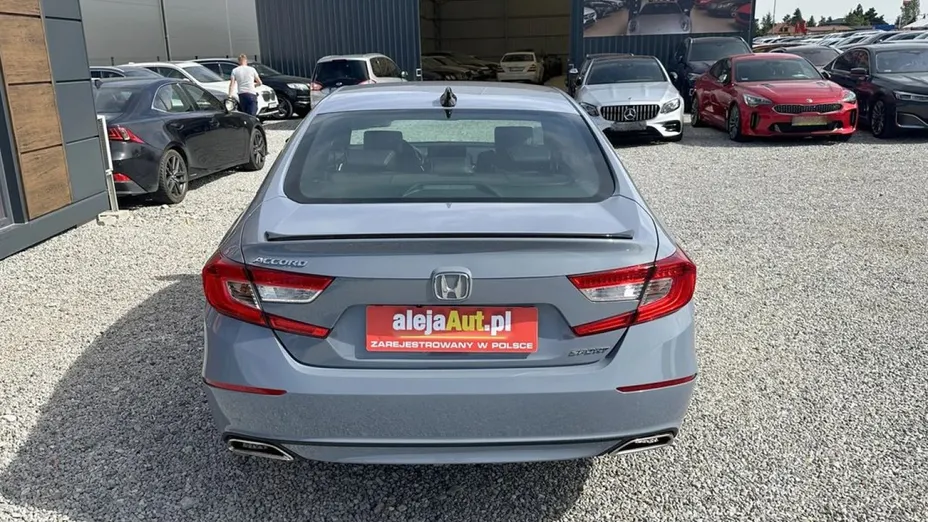 HONDA Accord -