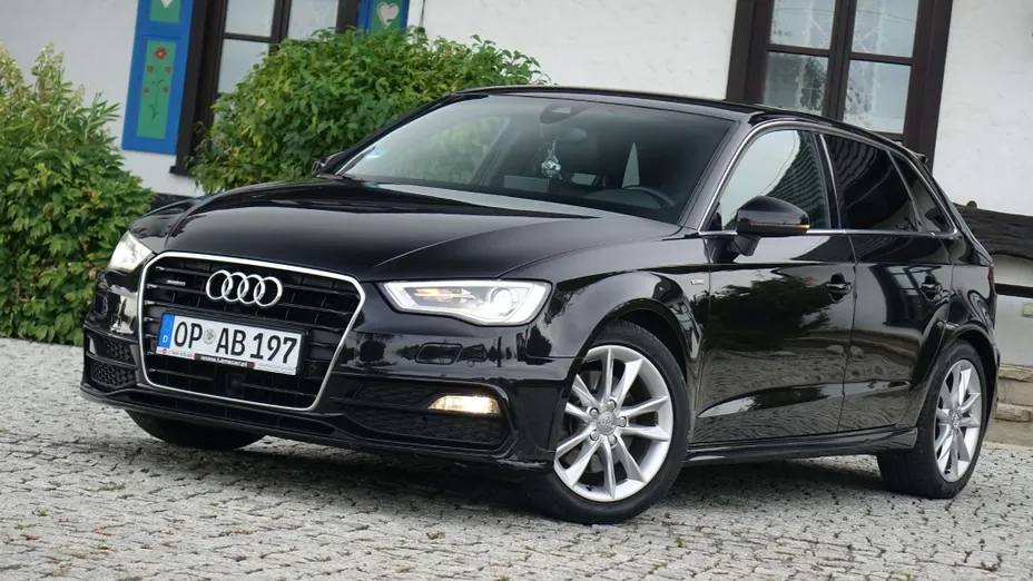 AUDI A3 Sportback -