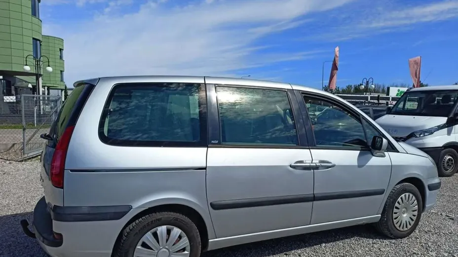 PEUGEOT 807 -