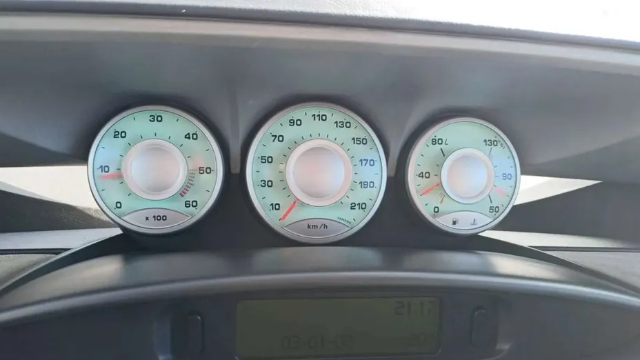 PEUGEOT 807 -