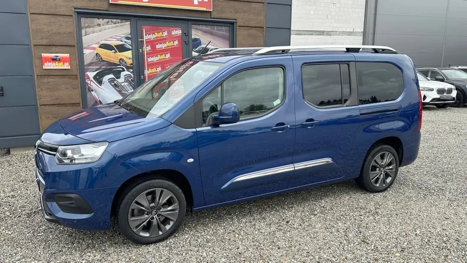 TOYOTA Proace City Verso -