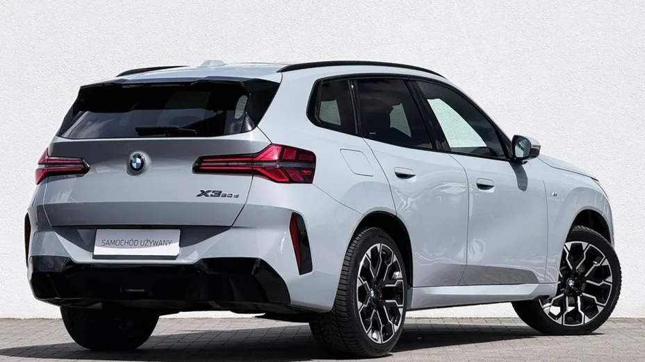 BMW X3 -