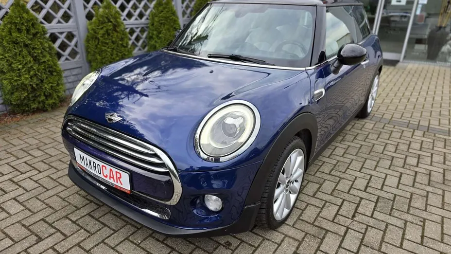 MINI Cooper -