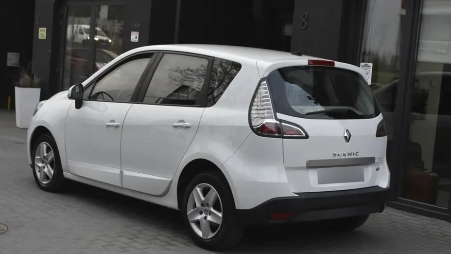 RENAULT Scenic -
