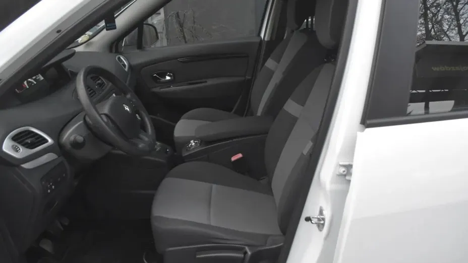 RENAULT Scenic -