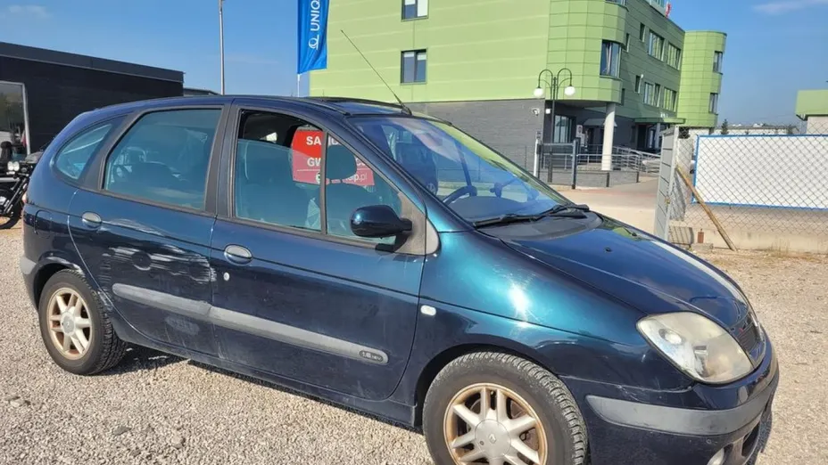 RENAULT Scenic -