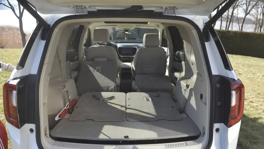 GMC Acadia -