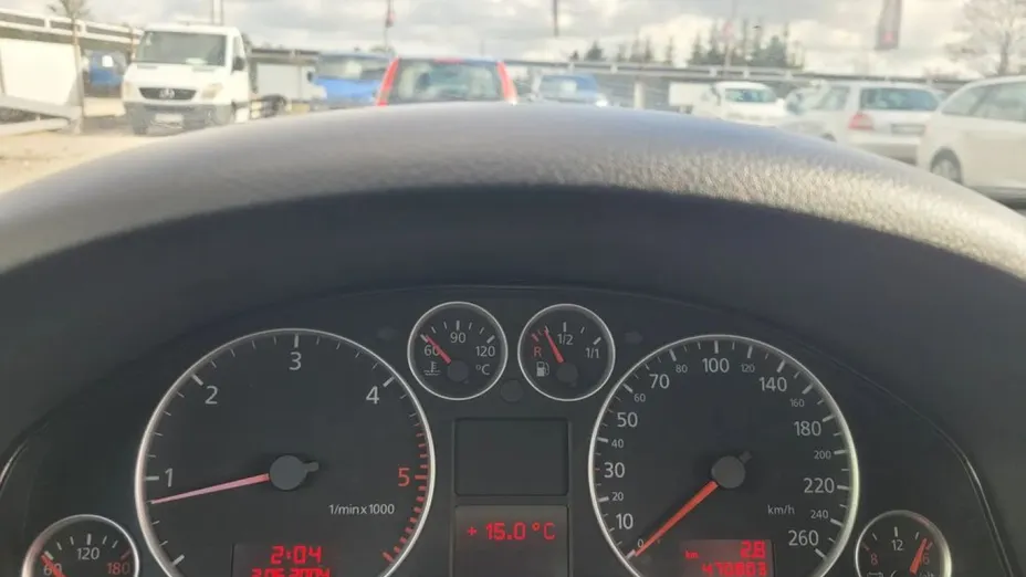 AUDI A6 -