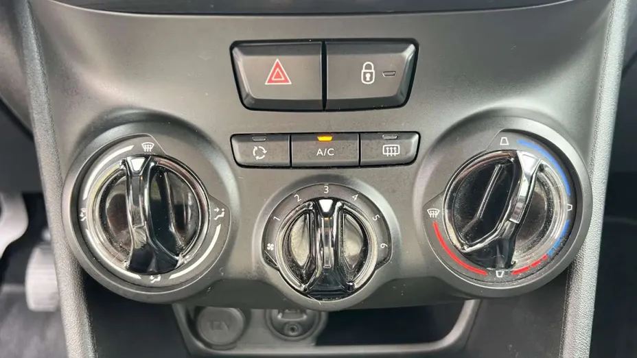 PEUGEOT 2008 -