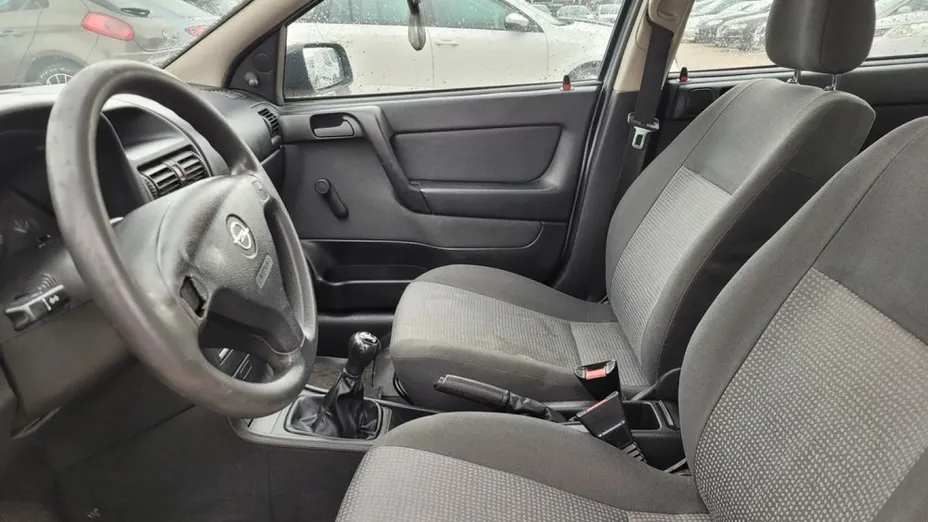 OPEL Astra -