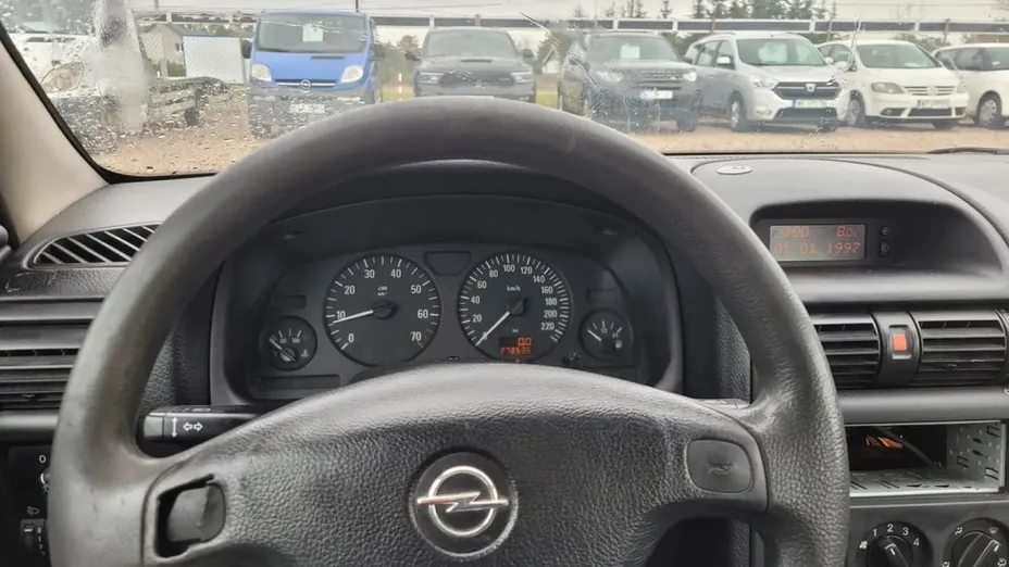OPEL Astra -