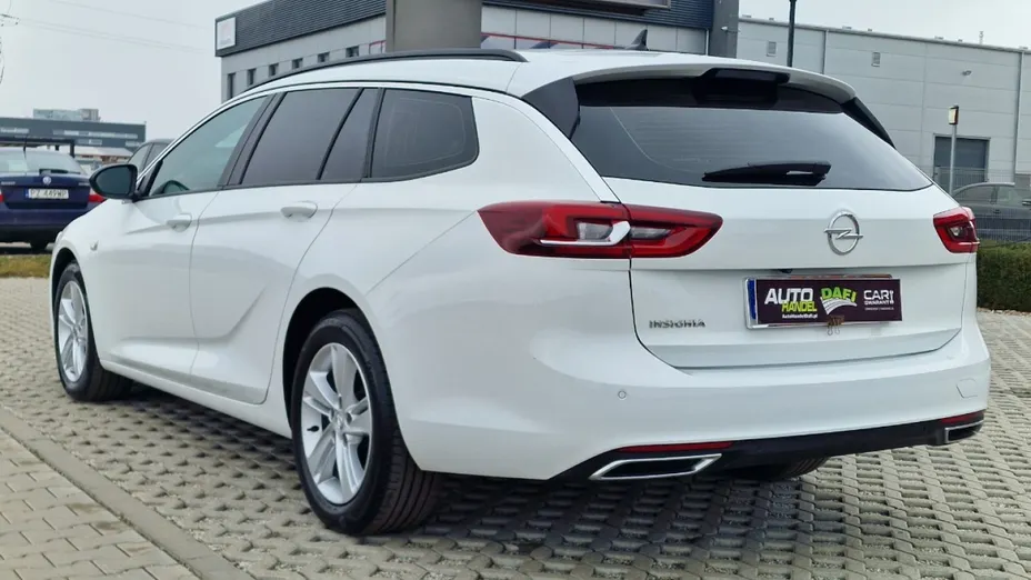 OPEL Insignia -