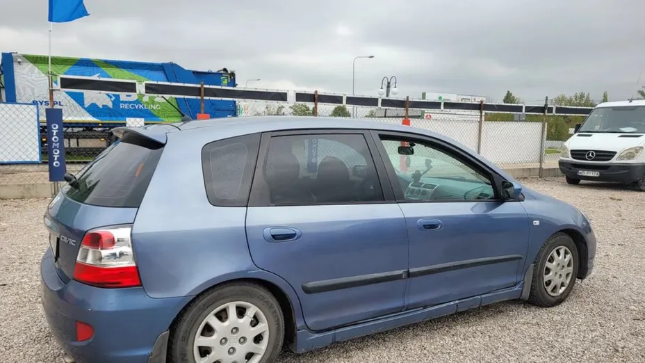HONDA Civic -