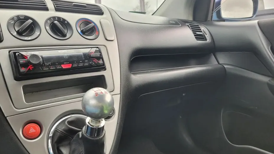 HONDA Civic -