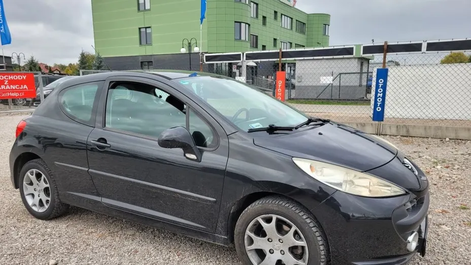 PEUGEOT 207 -
