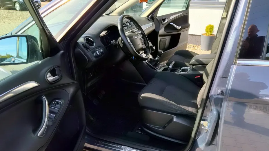 FORD S-MAX -
