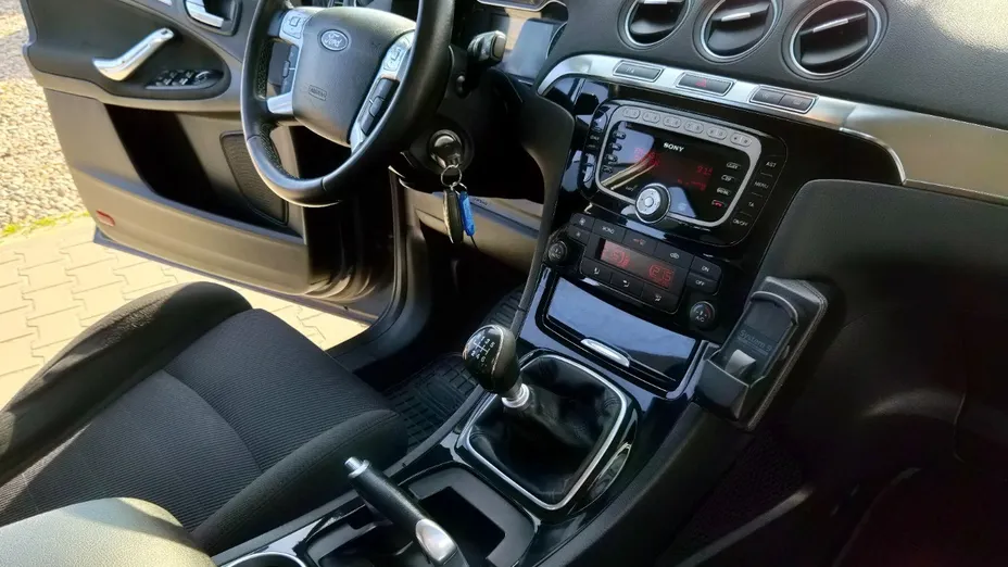 FORD S-MAX -