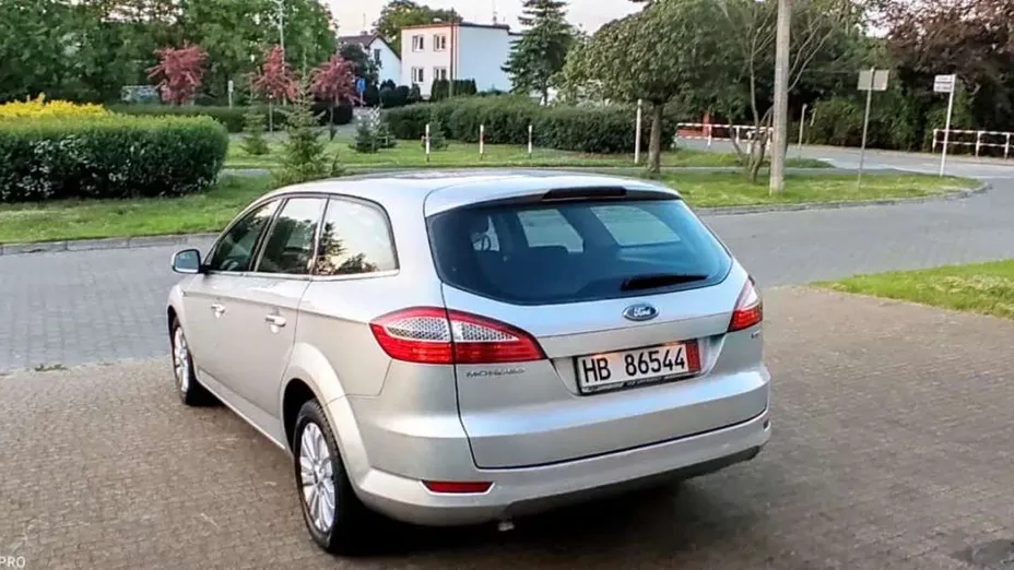 FORD Mondeo -