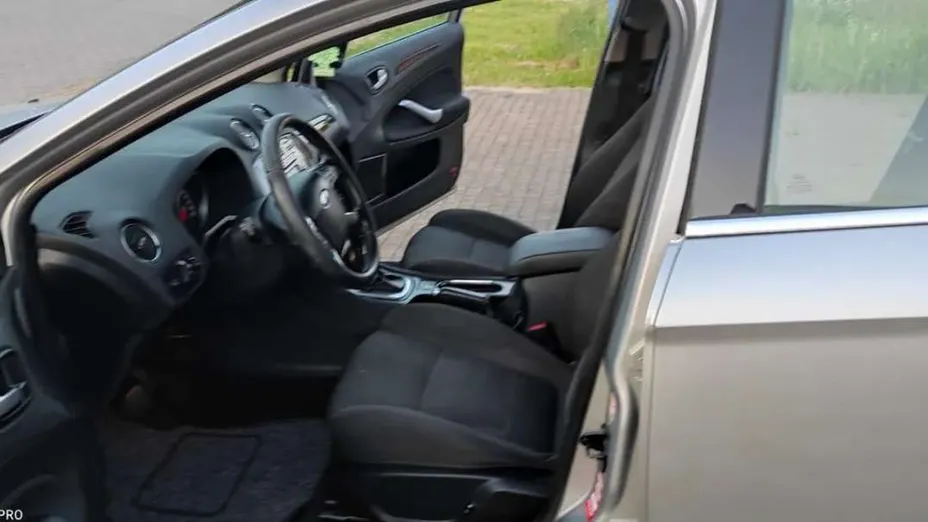 FORD Mondeo -