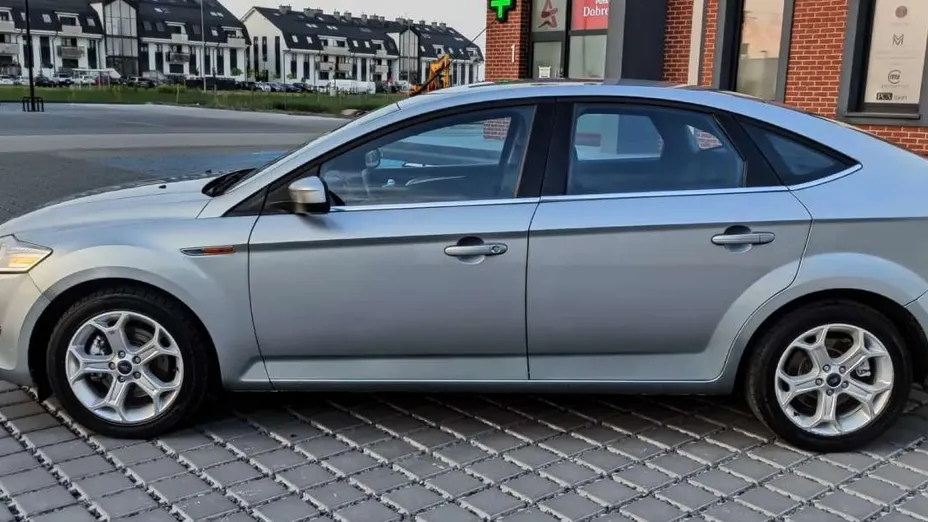 FORD Mondeo -