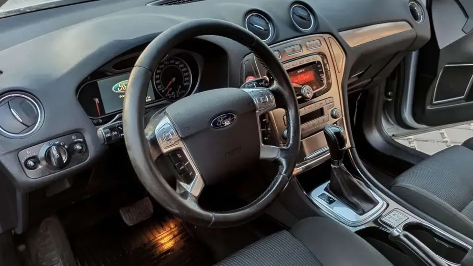 FORD Mondeo -