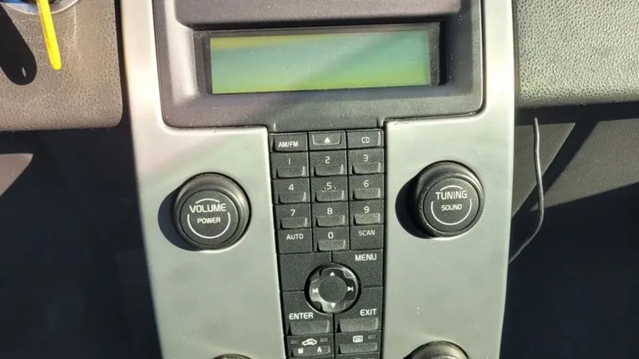 VOLVO V50 -