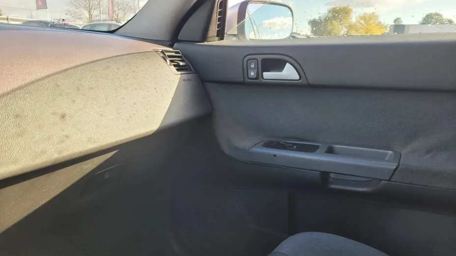 VOLVO V50 -