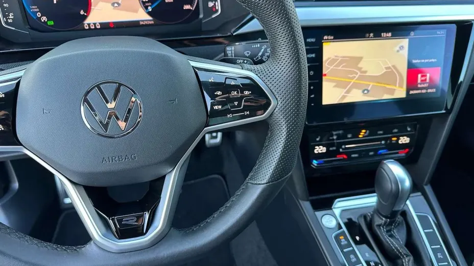 VOLKSWAGEN Arteon -