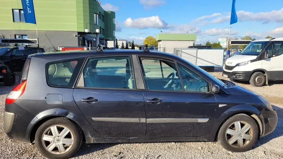 RENAULT Megane -
