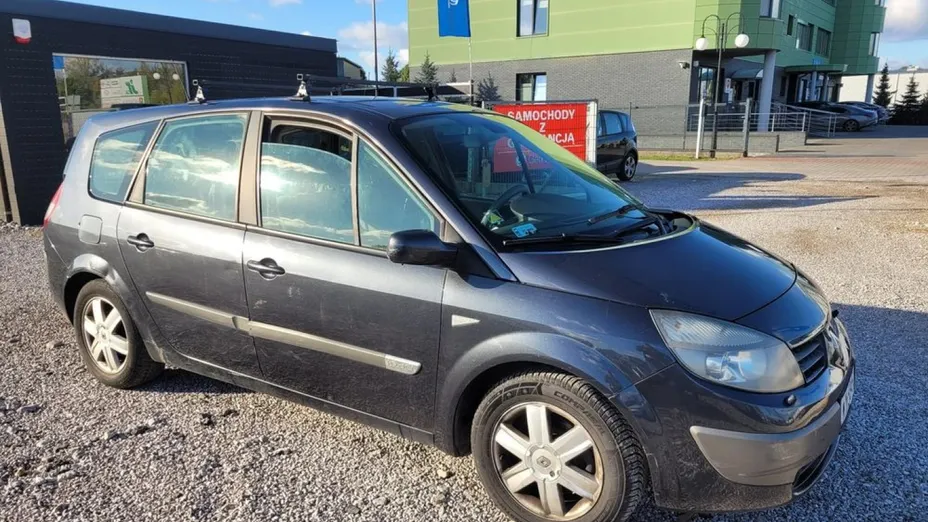 RENAULT Megane -