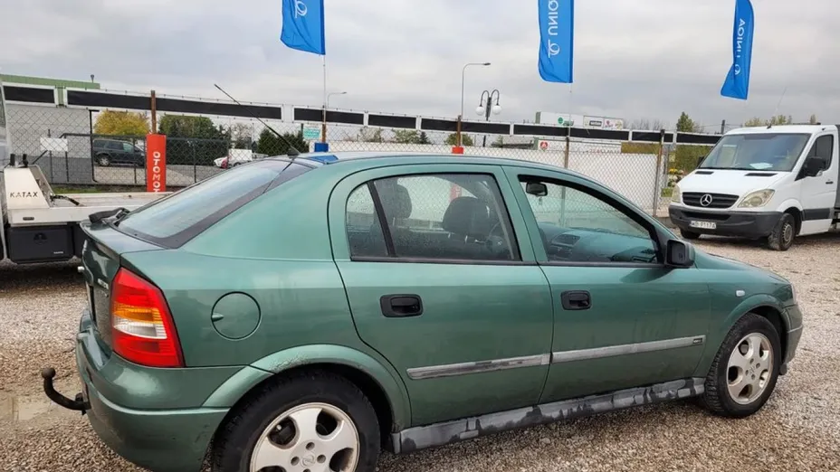 OPEL Astra -