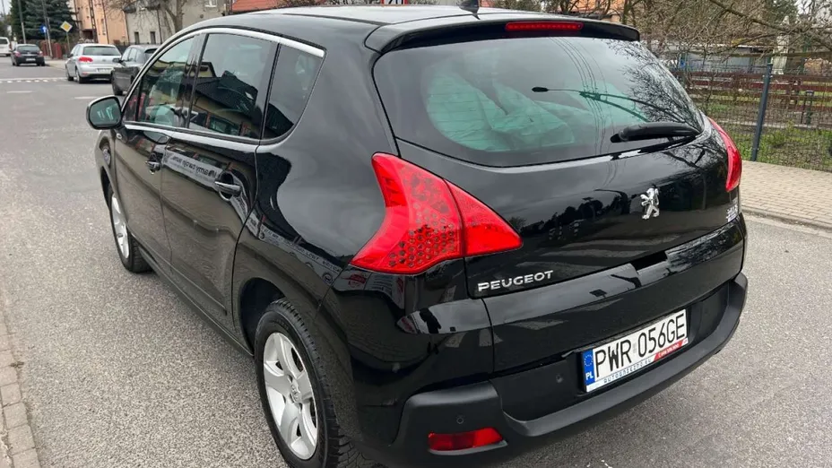 PEUGEOT 3008 -