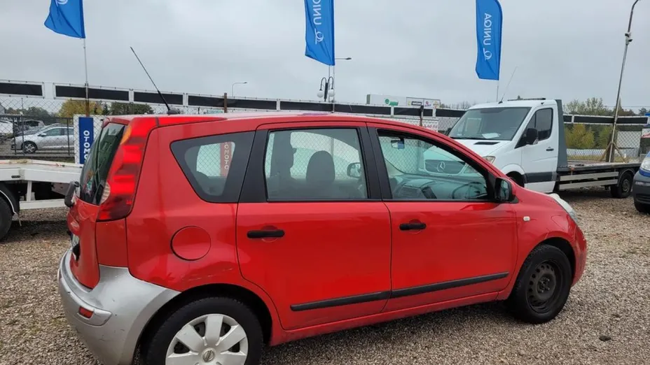 NISSAN Note -
