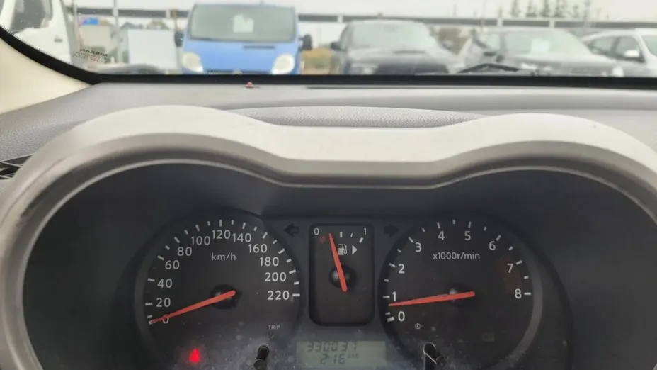 NISSAN Note -