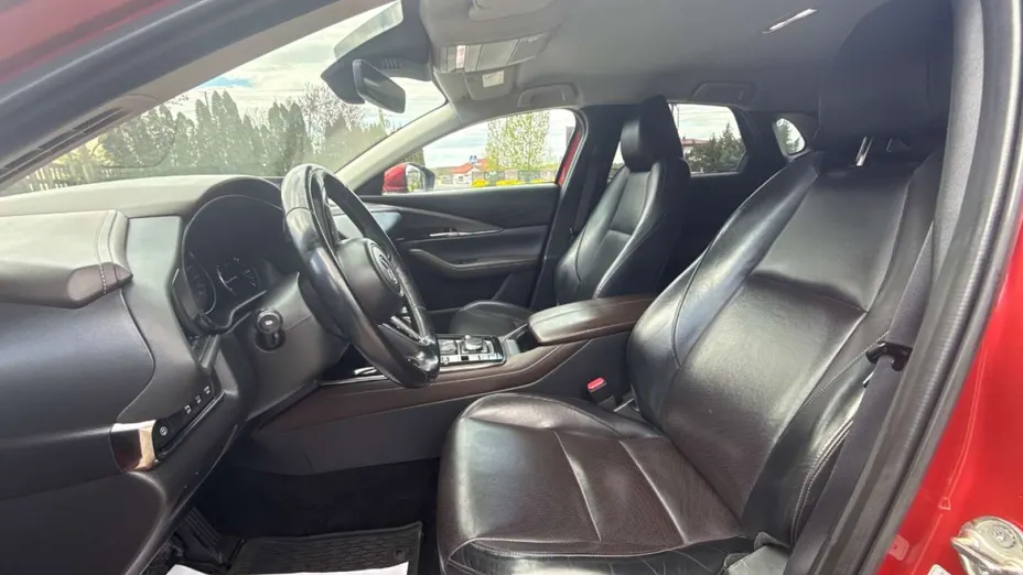 MAZDA CX-30 -
