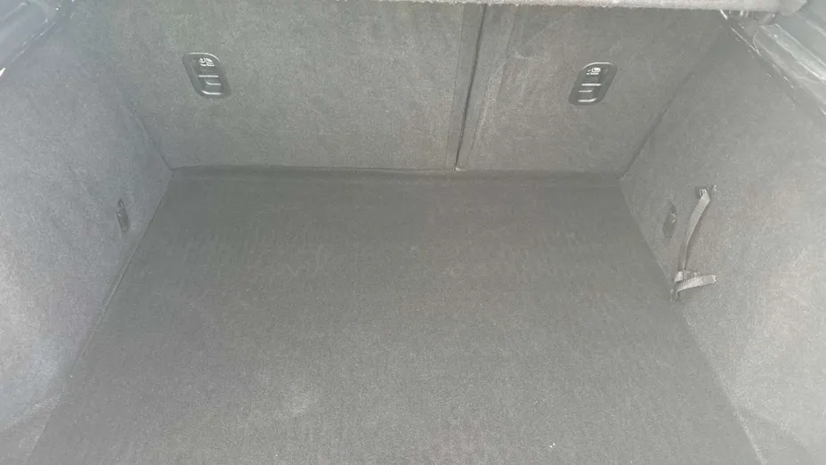 MAZDA CX-30 -
