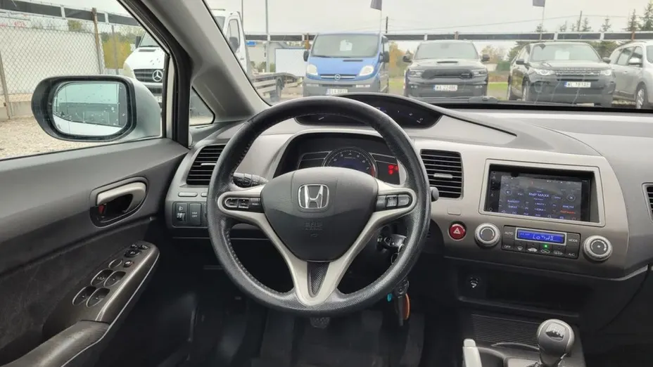 HONDA Civic -