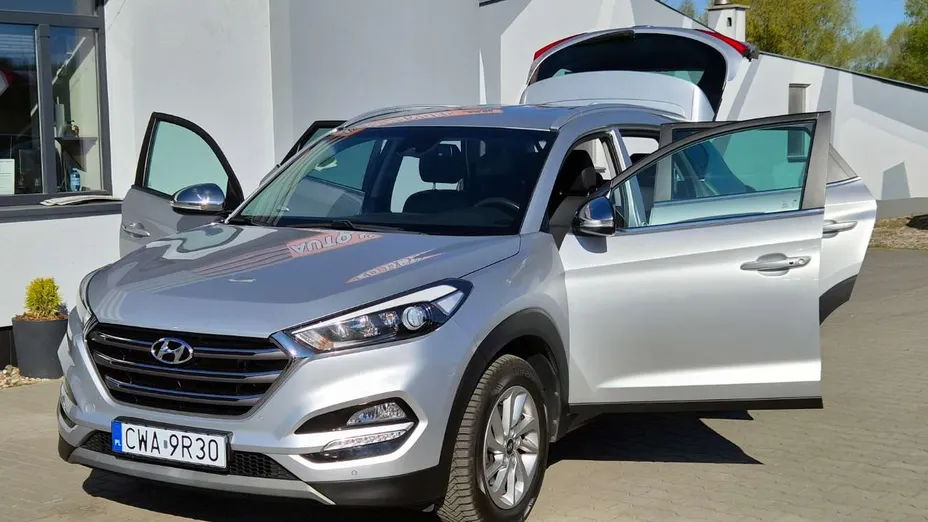 HYUNDAI Tucson -