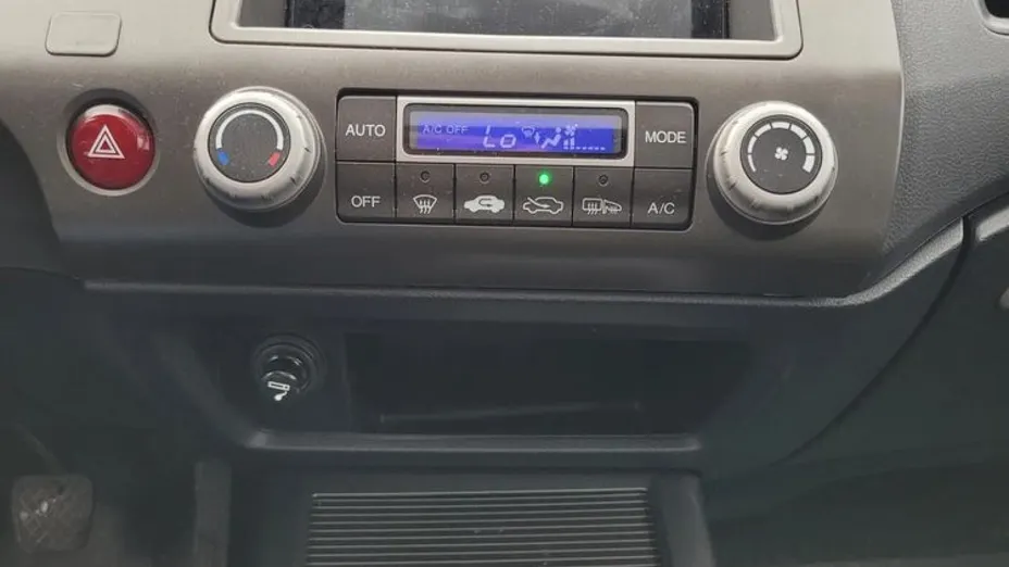 HONDA Civic -