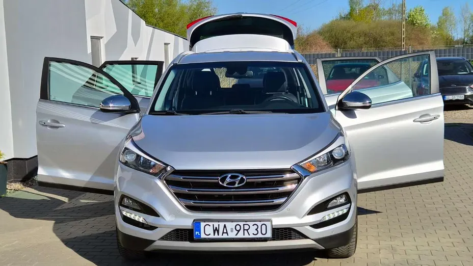 HYUNDAI Tucson -
