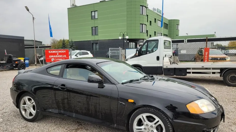 HYUNDAI Coupe -