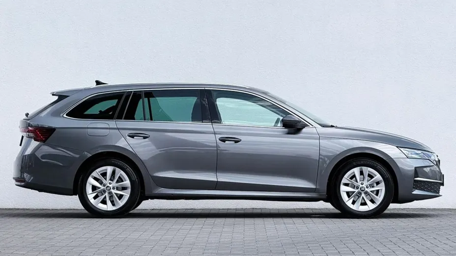 SKODA Octavia -