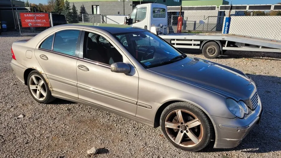 MERCEDES-BENZ C Klasa -